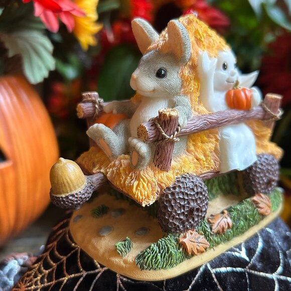 Charming Tails HALLOWEEN “Haunted Hayride” (85/883) - Picture 7 of 11